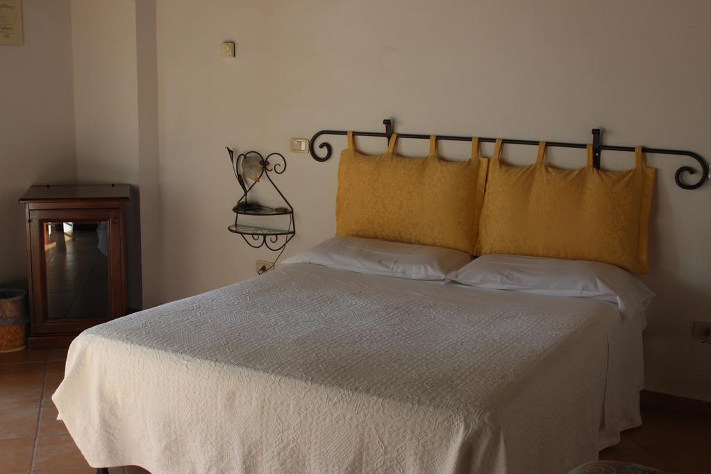 Agriturismo Il Poggiolo Montemerano Pokój zdjęcie